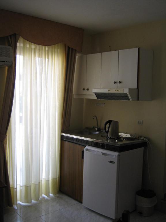 Odyssey Hotel Apartments Kárpathosz Szoba fotó